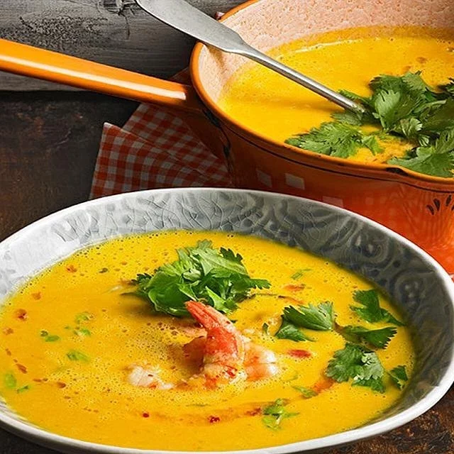 Aufwärmen mit diesem leckeren Kürbissuppen-Rezept
