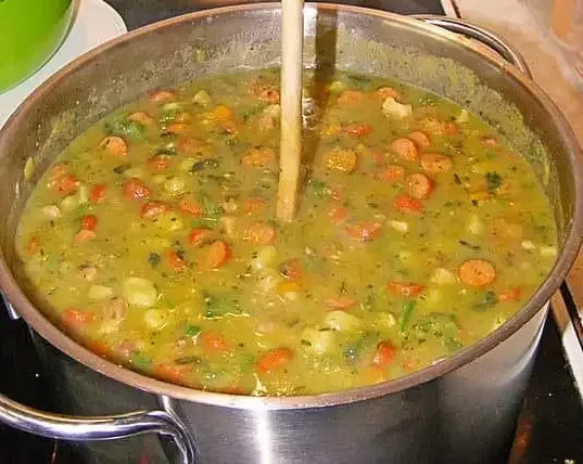 Erbseneintopf nach Bundeswehrrezept