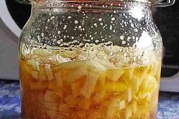 Honig Zwiebel Saft gegen Husten