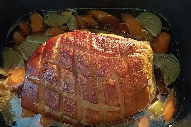 Krustenbraten vom Schwein mit extra krosser Kruste
