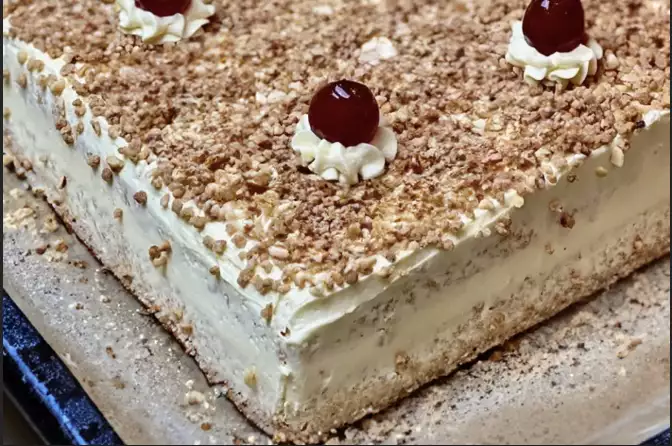 FRANKFURTER KRANZ SCHNITTEN