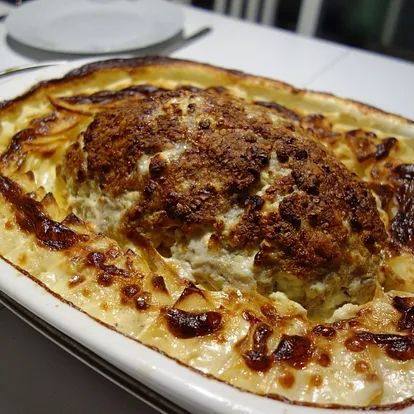 Hackbraten mit Kartoffeln in Sahne