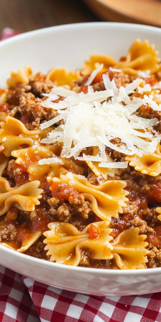 Cheesy Beef and Bowtie Pasta in Garlic Butter